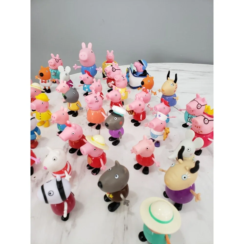 Lot 40+ Peppa Pig Family Friends Figures Bundle Mummy Daddy Grandma George #2